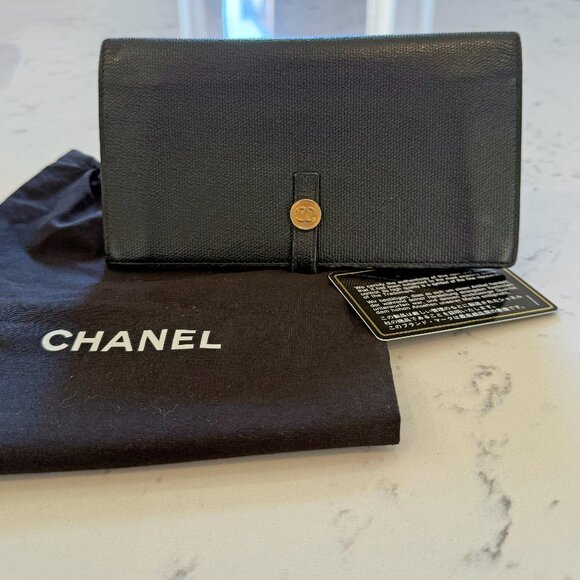 CHANEL w COA Coco Button Black Caviar Leather Continental Wallet